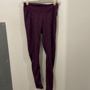 Uniqlo purple leggings